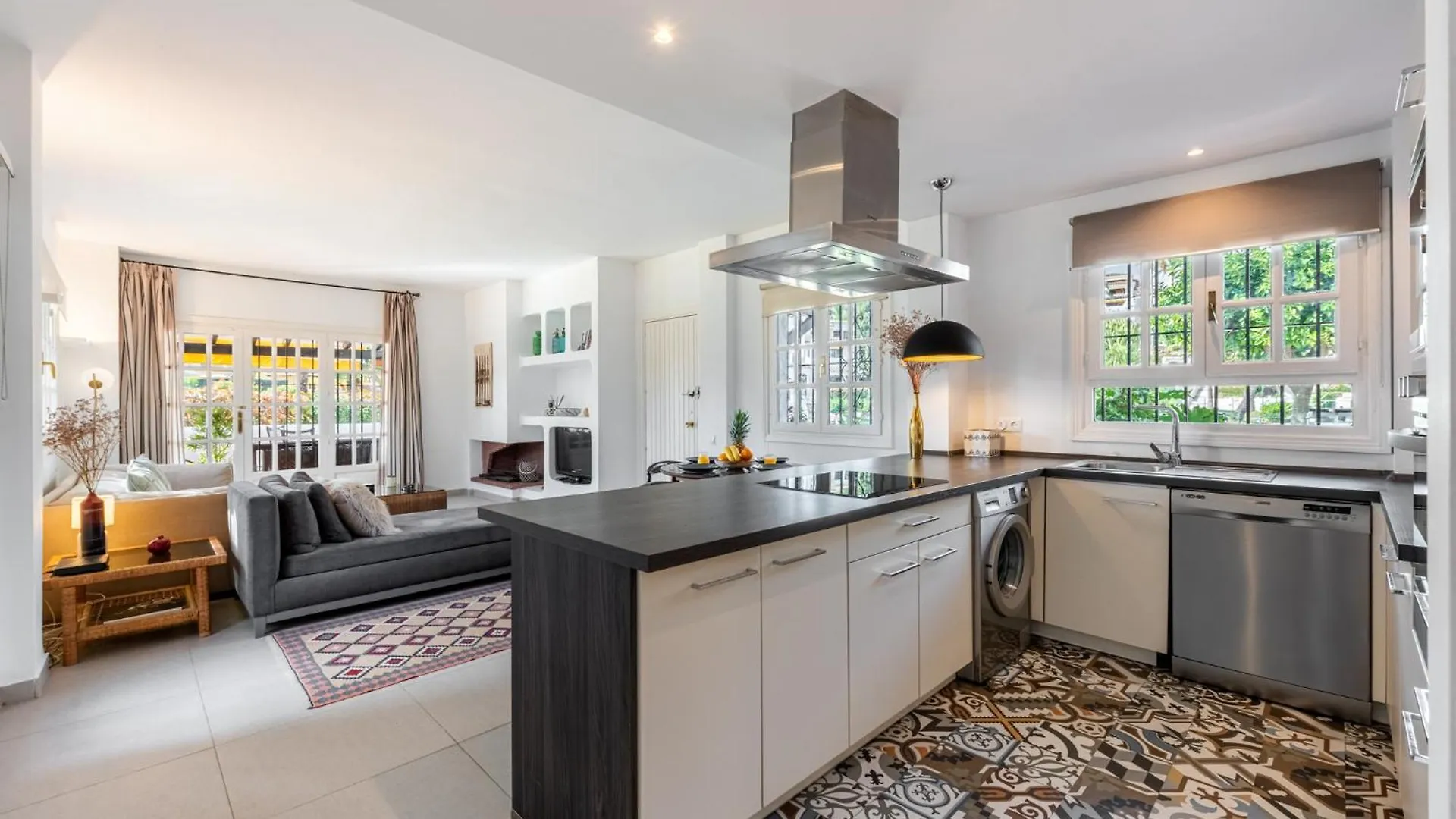 Puerto Banus Cozy Home Aldea Blanca contacts